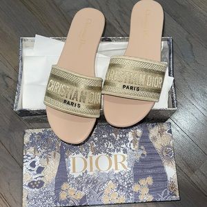 Dior slides size 39